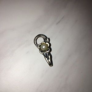Trollbeads Flower and Pearl Lock, Silver. Retired.